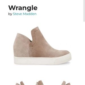 Steve Madden Sneakers